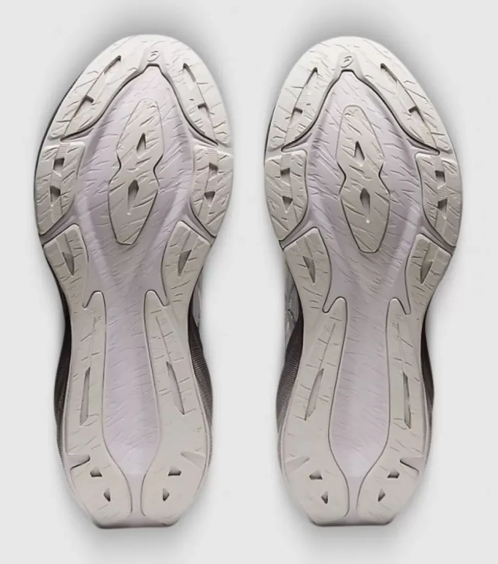 Discount Novablast 3 Platinum Womens Women Run