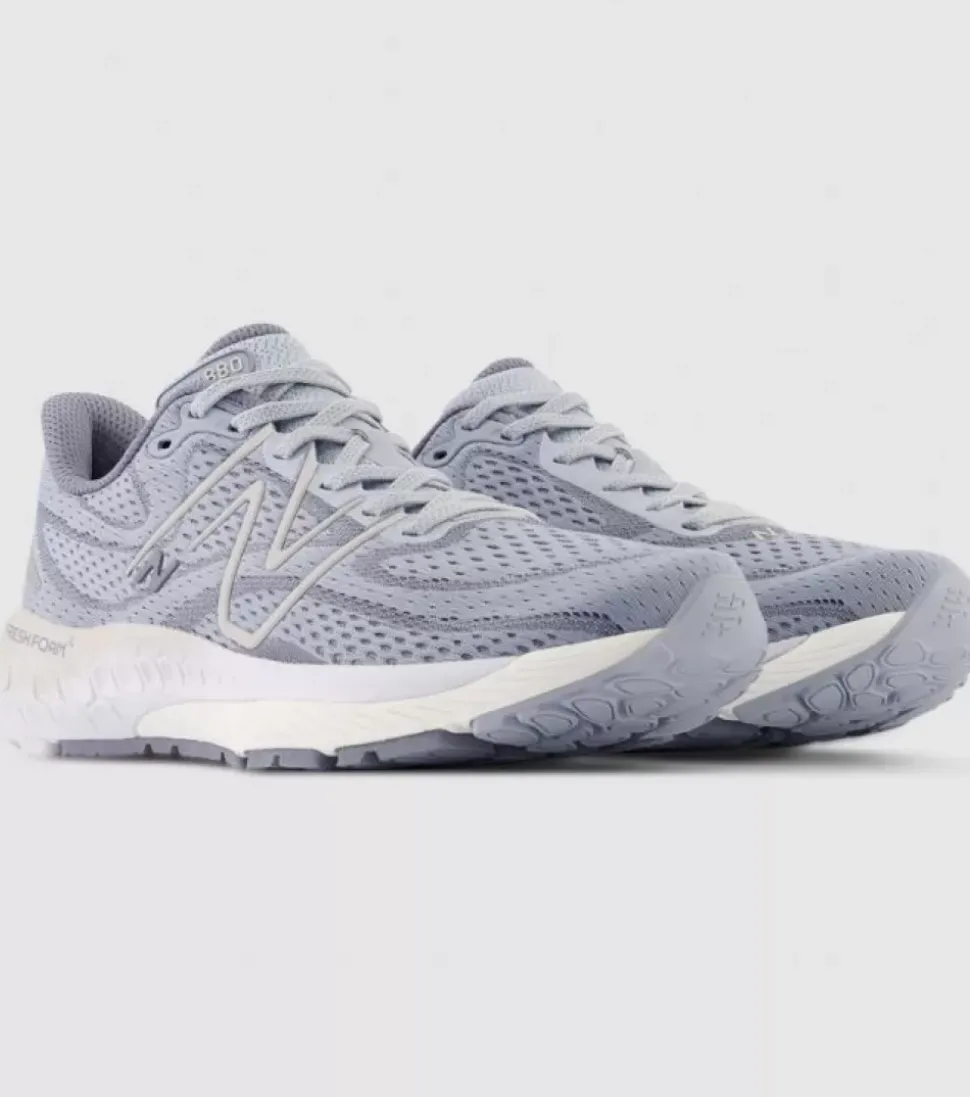 Store Fresh Foam 880 V13 (D Wide) Womens Women Run