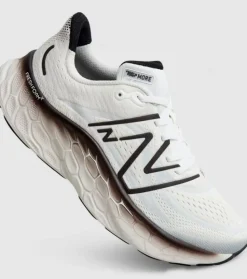 Store Fresh Foam More V4 (2E Wide) Mens Men Run