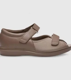 Hot Pedwalker Sandal (D Wide) Womens Women Walk