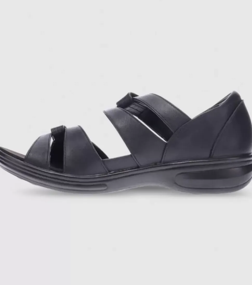 Hot Geneva (D Wide) Womens Women Sandals & Thongs